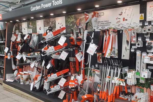 Buy garden tools and equipment at Meadow Grange near Canterbury
